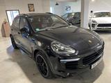 Porsche Cayenne S Diesel Exclusive SportDesign LED Pano - Porsche Cayenne mit Diesel-Antrieb: Geländewagen