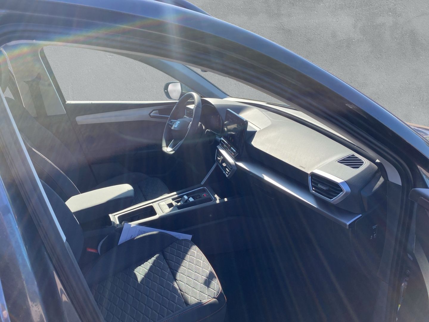Fahrzeugabbildung SEAT Leon Sportstourer FR 2.0 TDI EU6d Navi Digitales