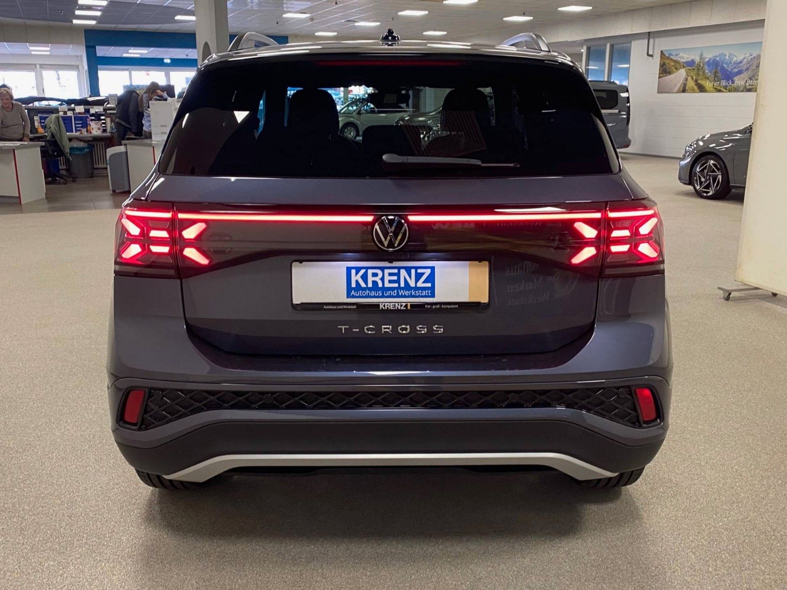 Fahrzeugabbildung Volkswagen T-Cross 1.0 TSI DSG R-Line+NAVIGATION+MATRIX+ACC