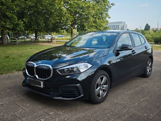 BMW 118i Advantage