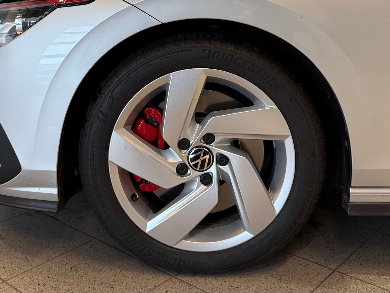 Volkswagen Golf GTI VIII 2.0 TSI Harmann Kardon AHK Pano foto 5
