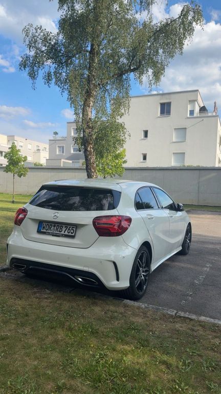 Image of Mercedes-Benz A 220