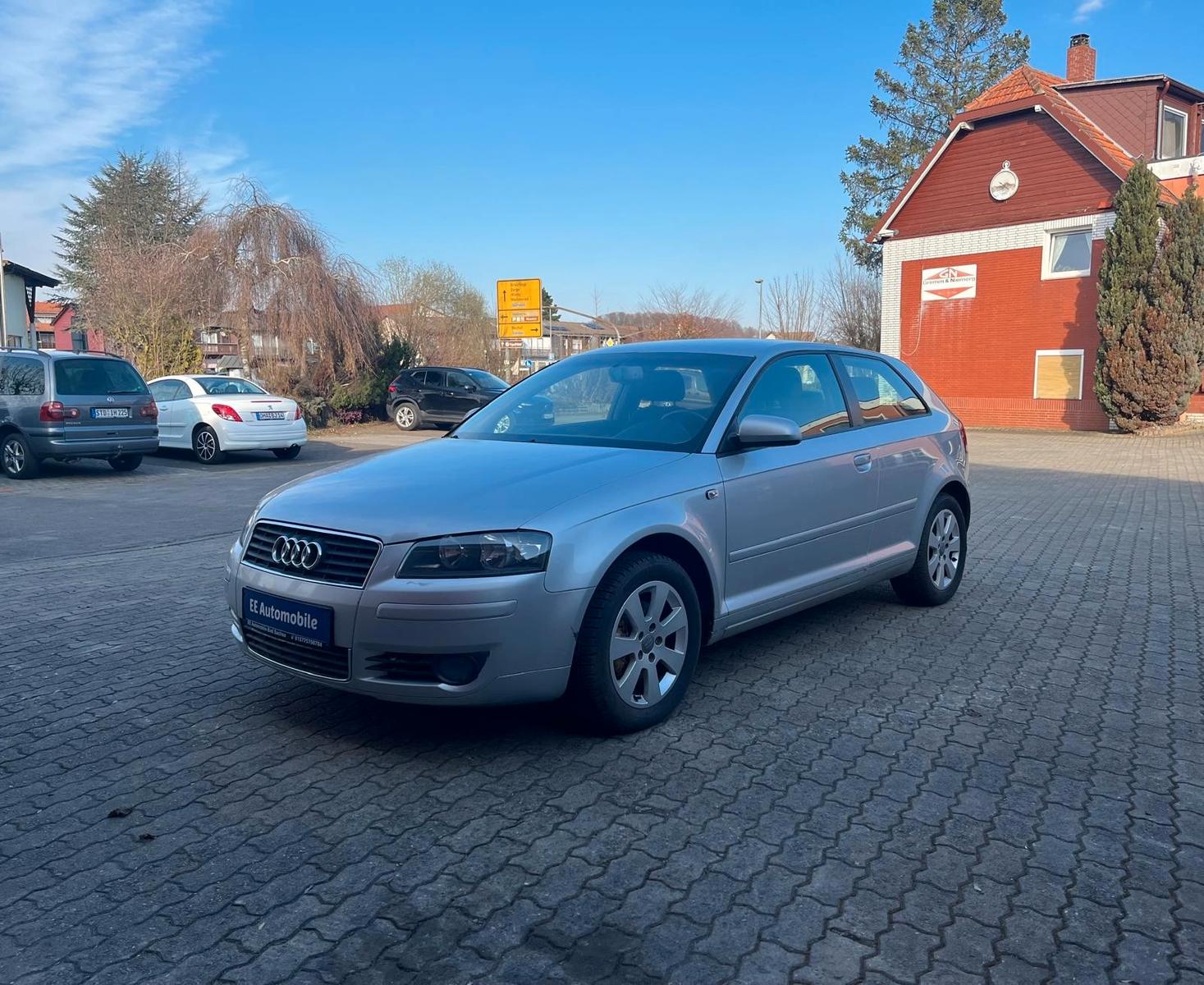 Audi A3 2.0 FSI Ambiente*SERVO DEFEKT*