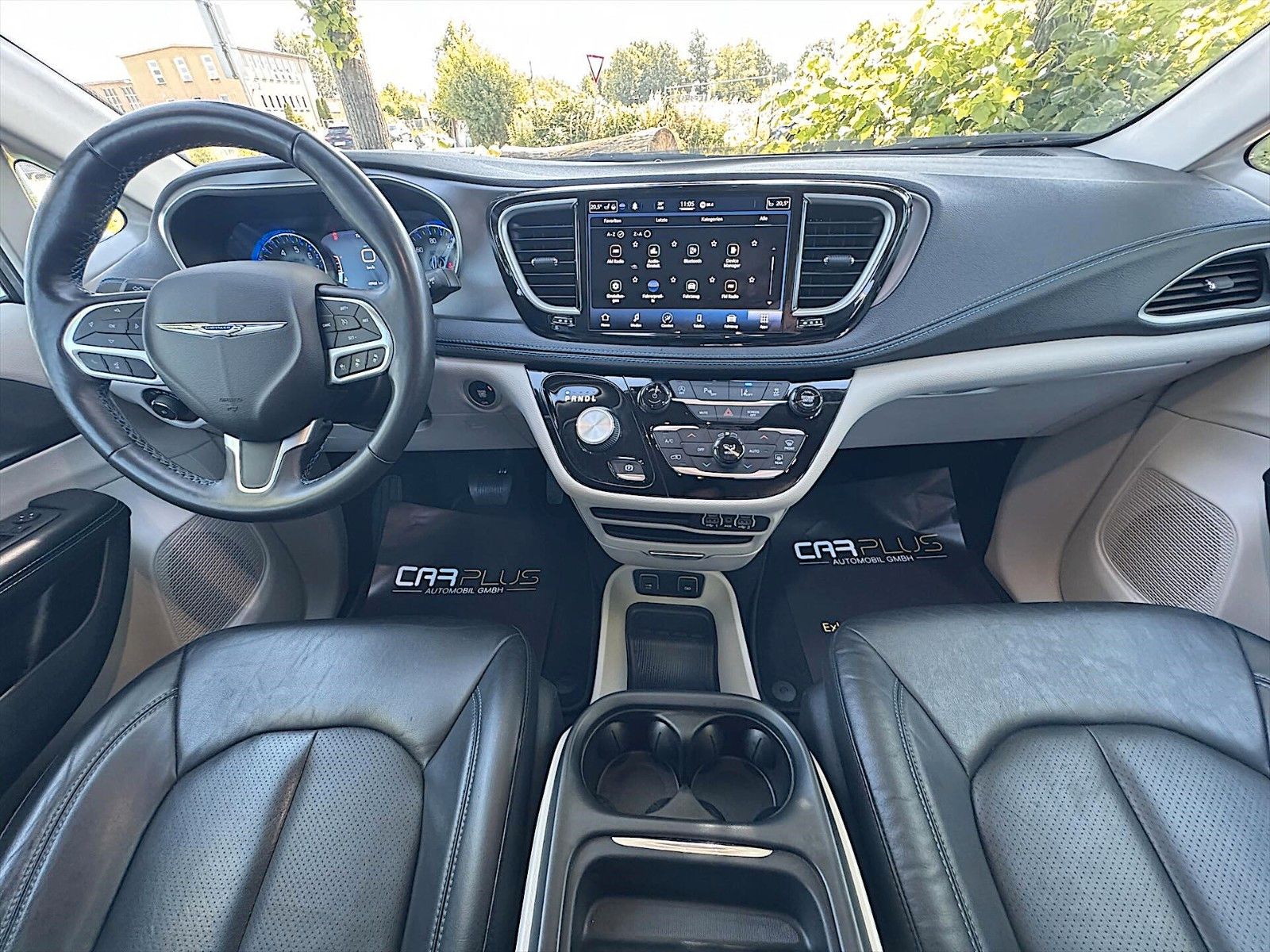 Fahrzeugabbildung Chrysler Pacifica 3.6 L V6 LIMITED LPG *LED*CarPlay*ACC*