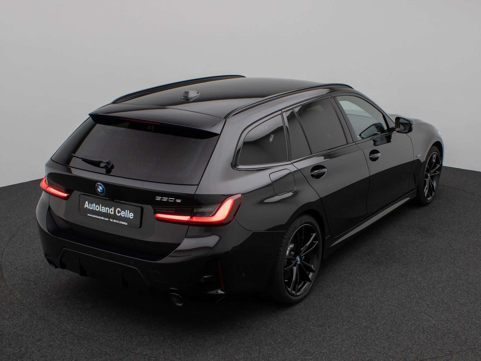 Fahrzeugabbildung BMW 330e M Sport Kamera DAB H/K CockPit+ Stop&Go 19"