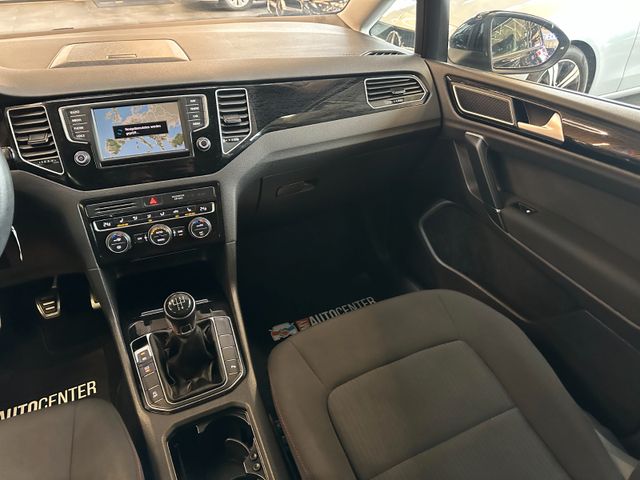 Volkswagen Golf *1-Hand*ACC*2-ZONEN*NAV*SitzHZ*