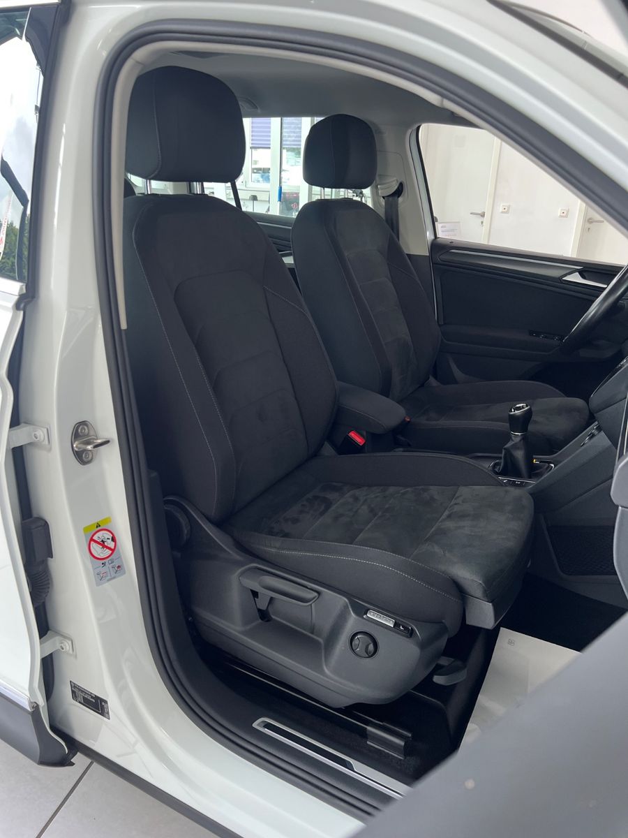 Fahrzeugabbildung Volkswagen Tiguan Comfortline 2.0TDI *DIGITALTACHO*LED*360°