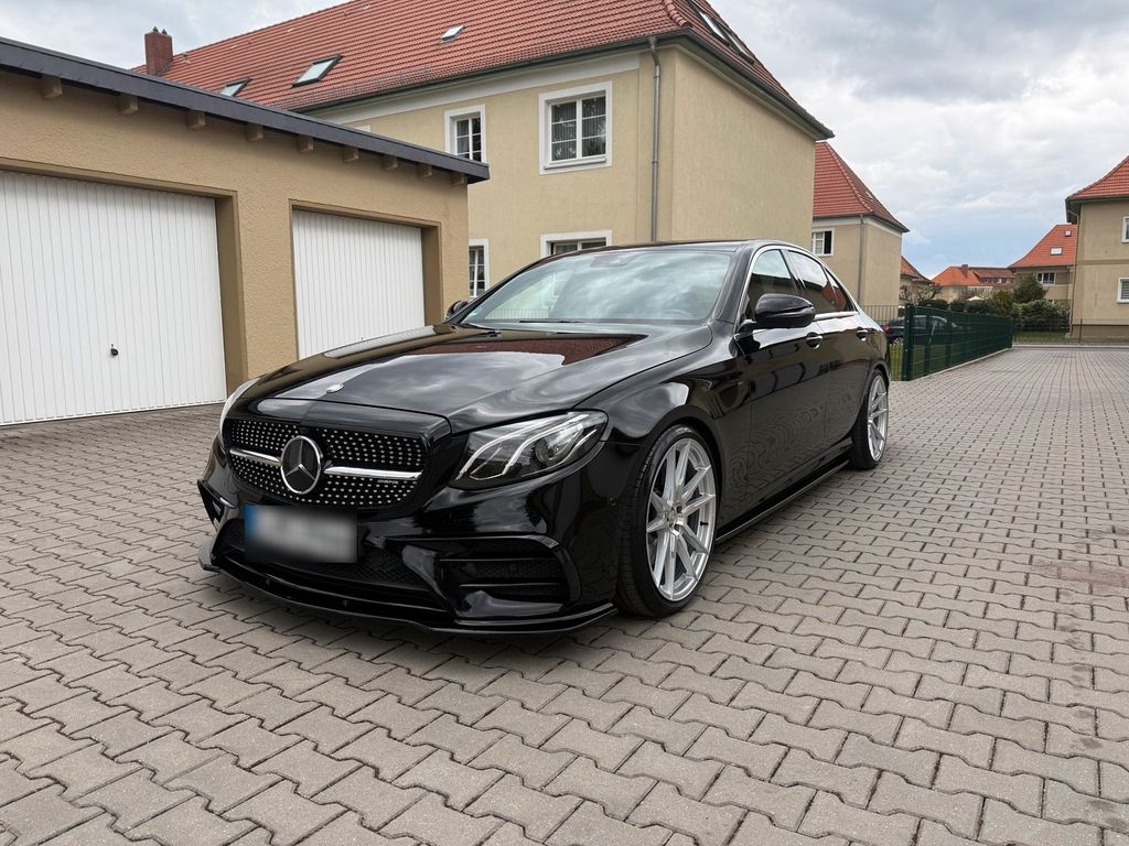 Image of Mercedes-Benz E 350