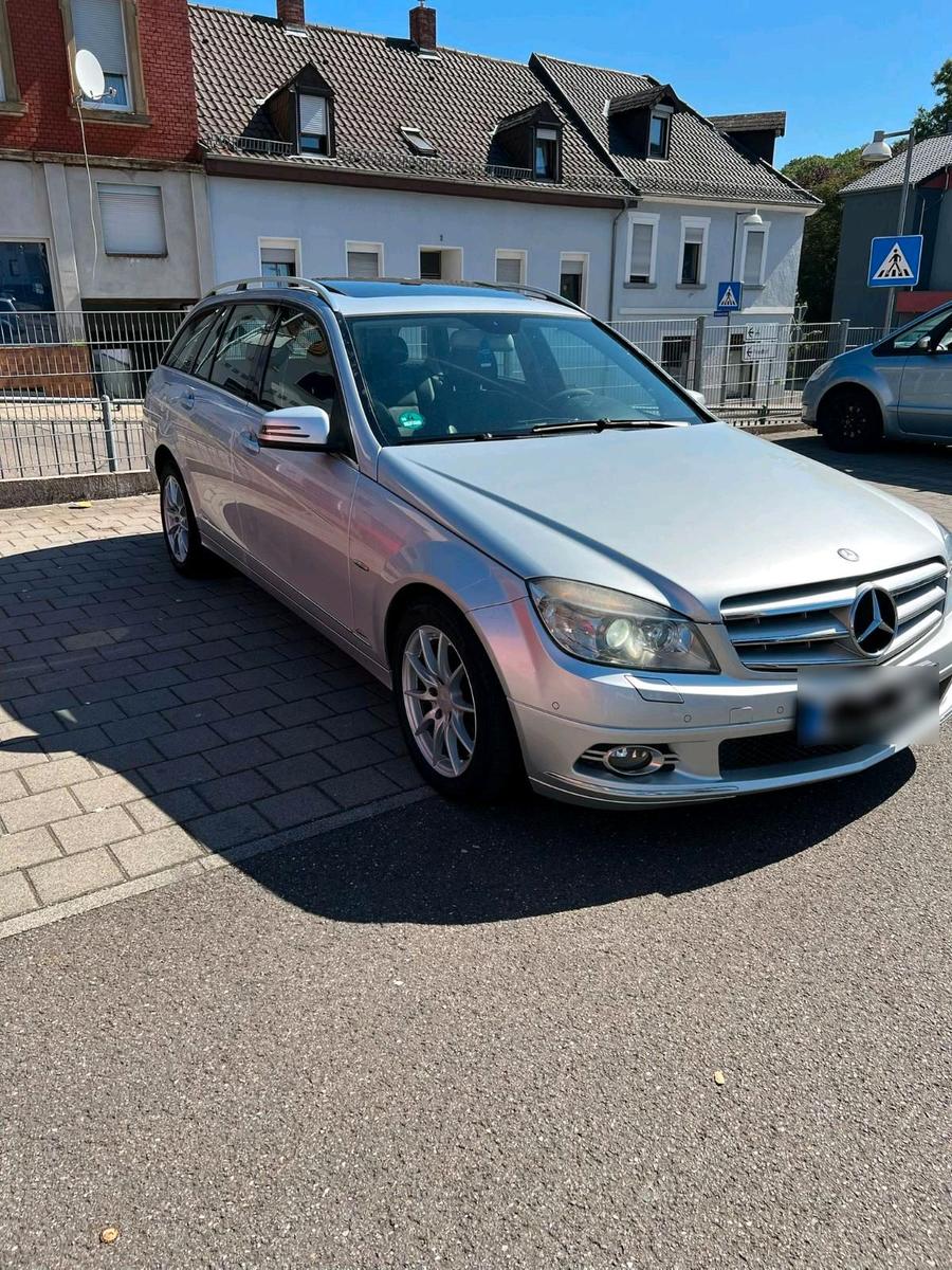Mercedes-Benz C180 2009 — engine 156 HP (115kW)