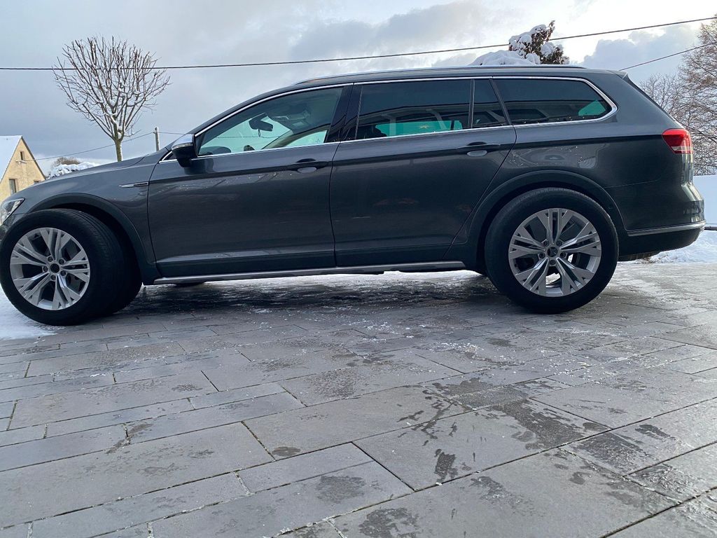 Image of Volkswagen Passat Alltrack
