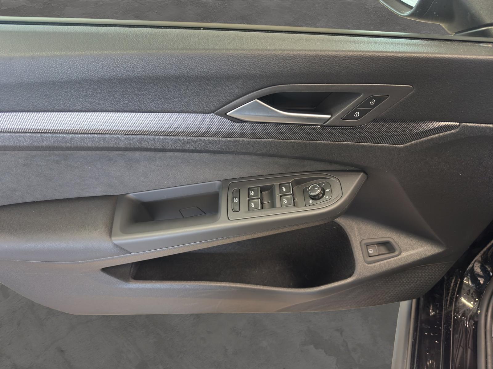 Volkswagen Golf 8 1.5 TSI eHybrid GTE MATRIX-LED AHK ACC HU, миниатюра 11