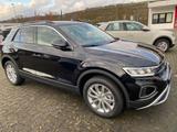 Volkswagen T-Roc 2.0 TDI DSG Life AHK ACC SHZ 17Z Kessy Kam - Neuwagen mit Diesel-Antrieb: Geländewagen