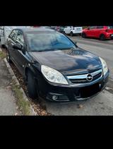 Opel Signum 1.8 - - schwarze Opel Signum