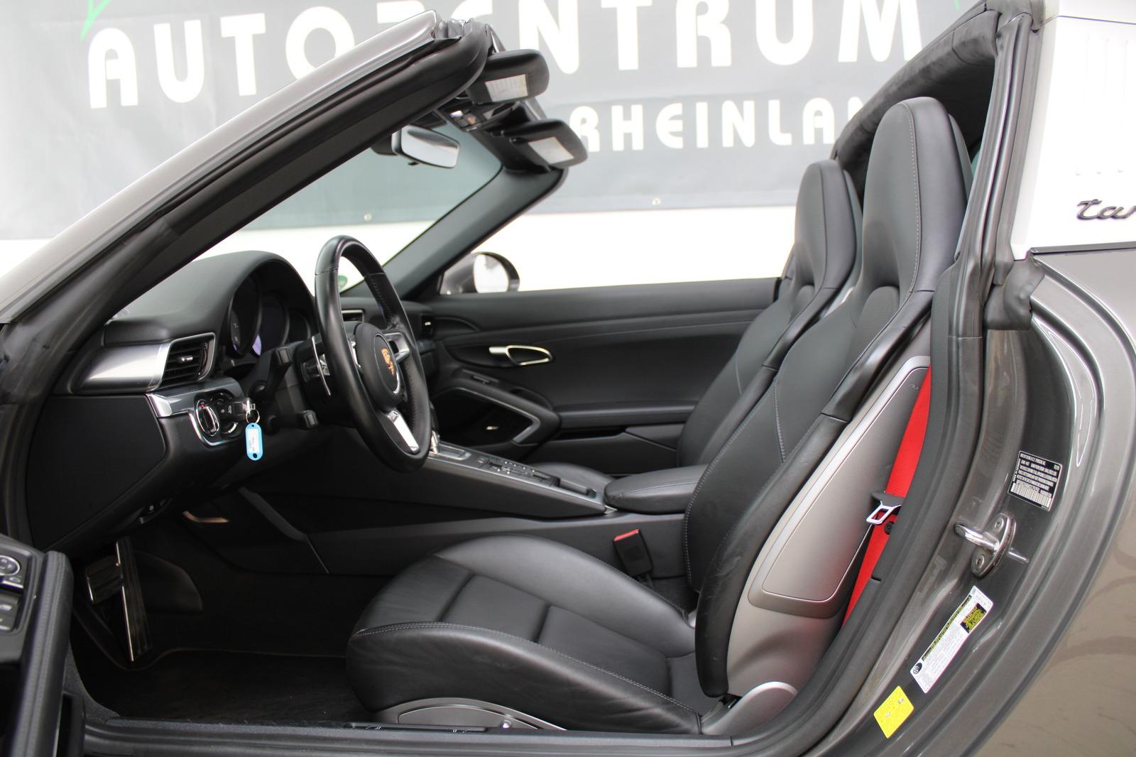 PORSCHE 991 TARGA 4S