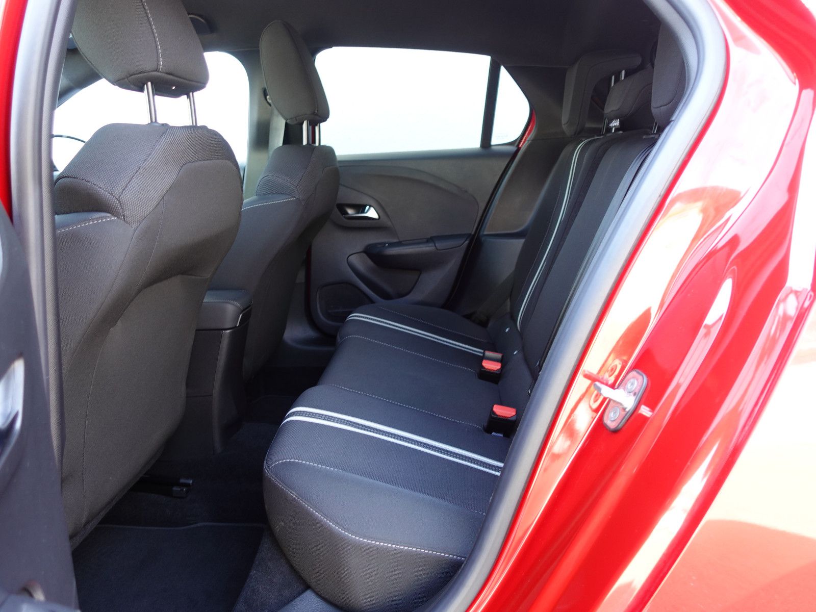Fahrzeugabbildung Opel Corsa GS 1.2T,Navi,Kamera,MatrixLED,Sitzhzg,DAB+