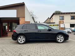Golf VIII Lim. Life eTSI Sitzh. LED Navi -Autom.