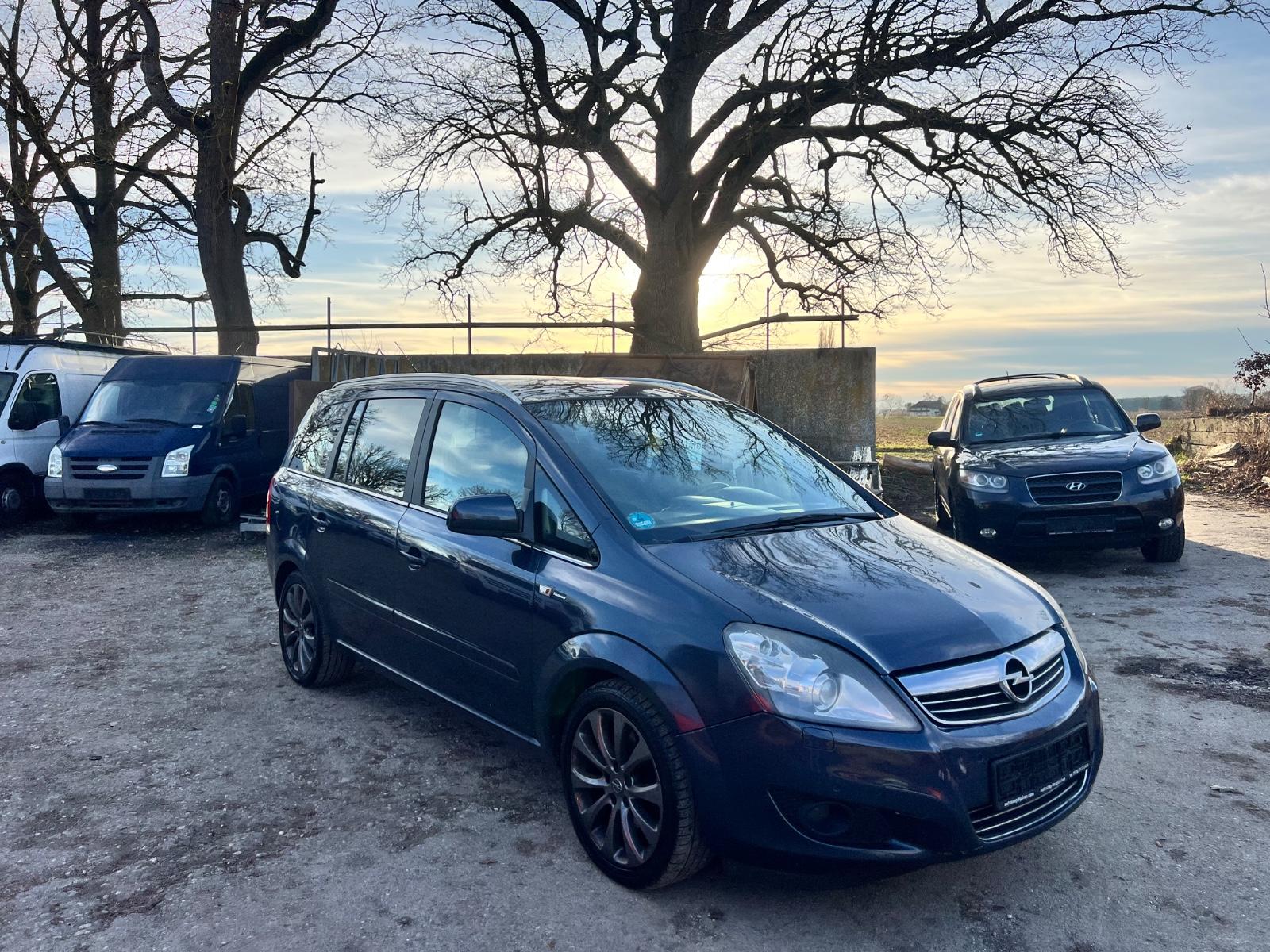 Opel Zafira B BJ-2010 1,9 DIESEL AUTOMATIK NAVI LEDER