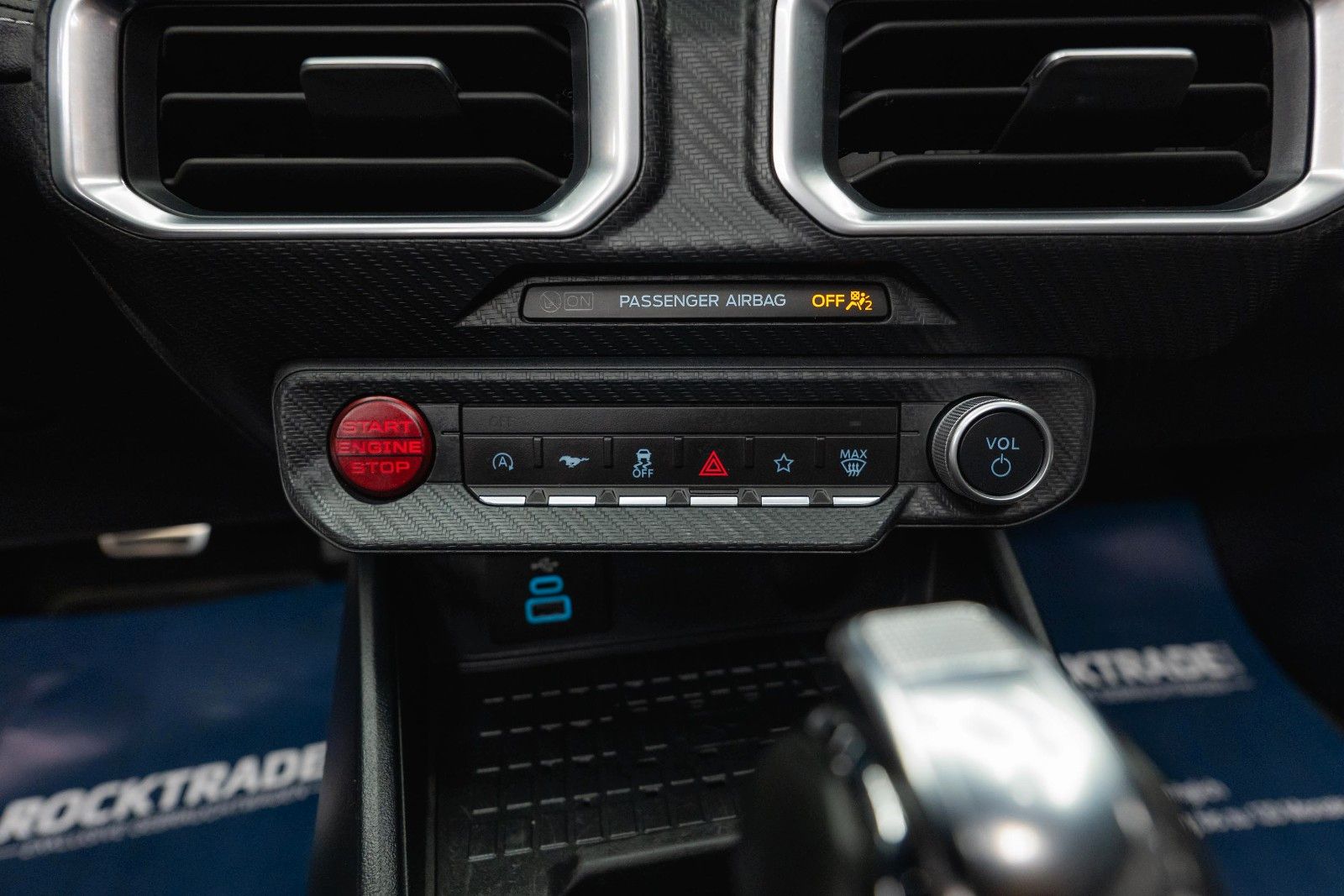 Fahrzeugabbildung Ford Mustang GT Cabrio DARK HORSE PREMIUM MY2024 19%