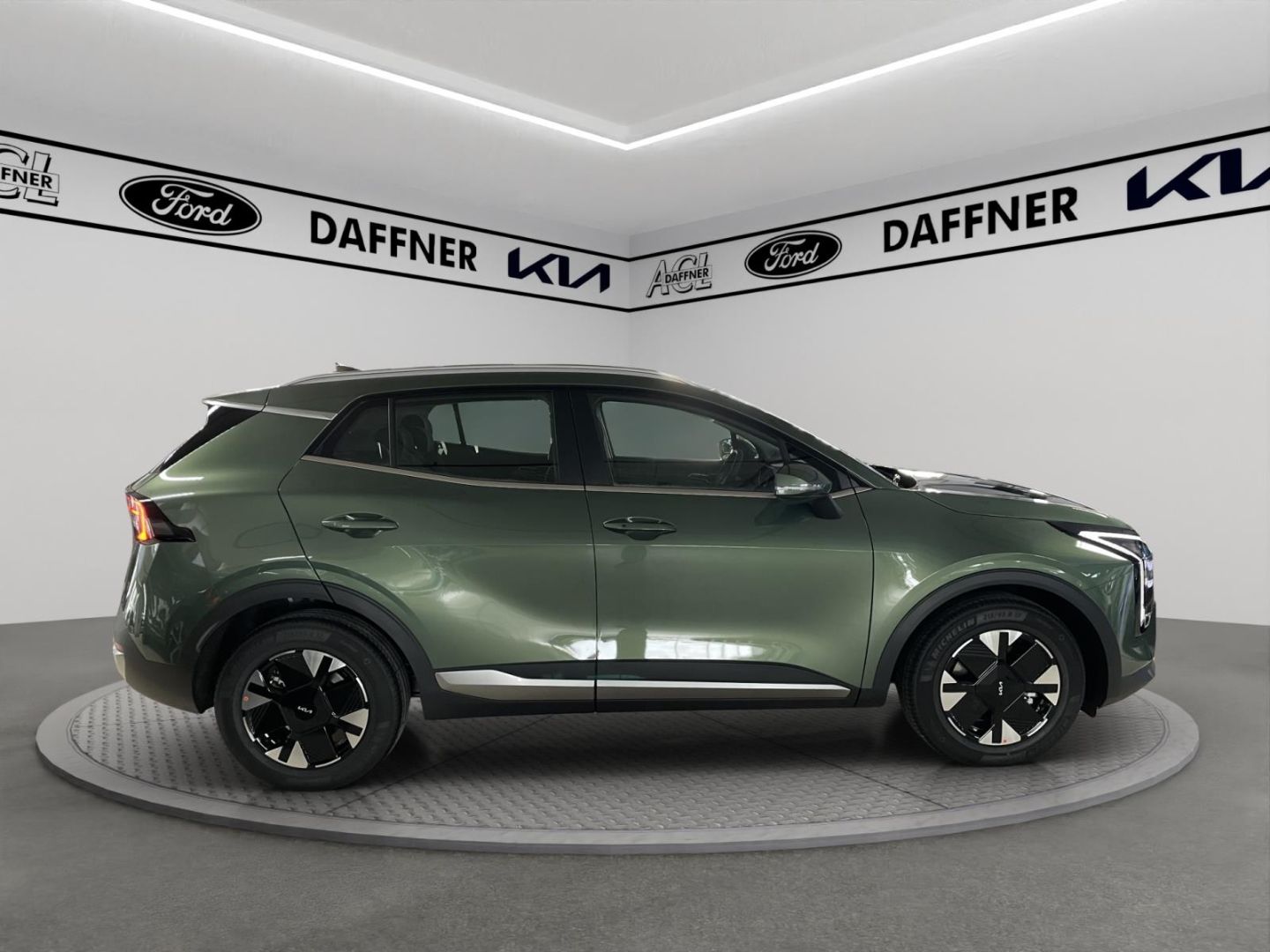 Fahrzeugabbildung Kia Sportage Vision 2WD PDC Klima el.SP Spieg. behei