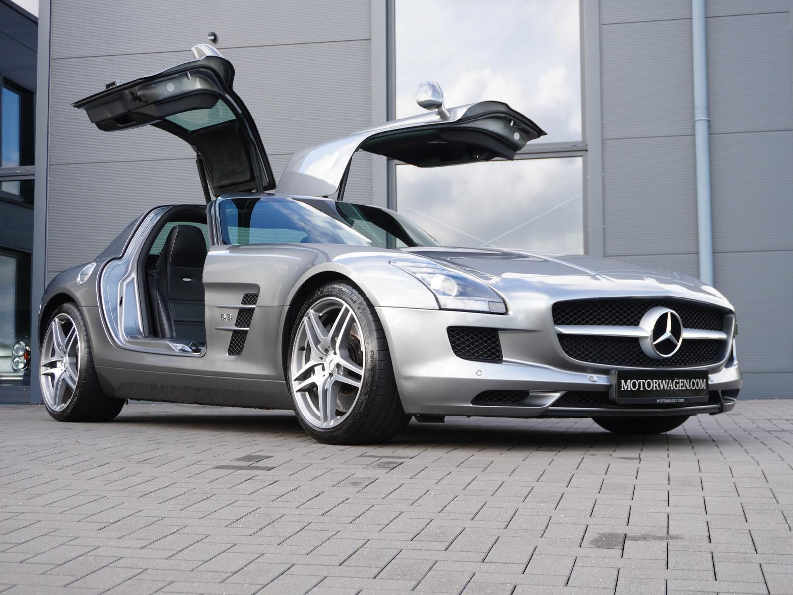 MERCEDES-BENZ SLS AMG 6.3 V8 IMOLA GRAU