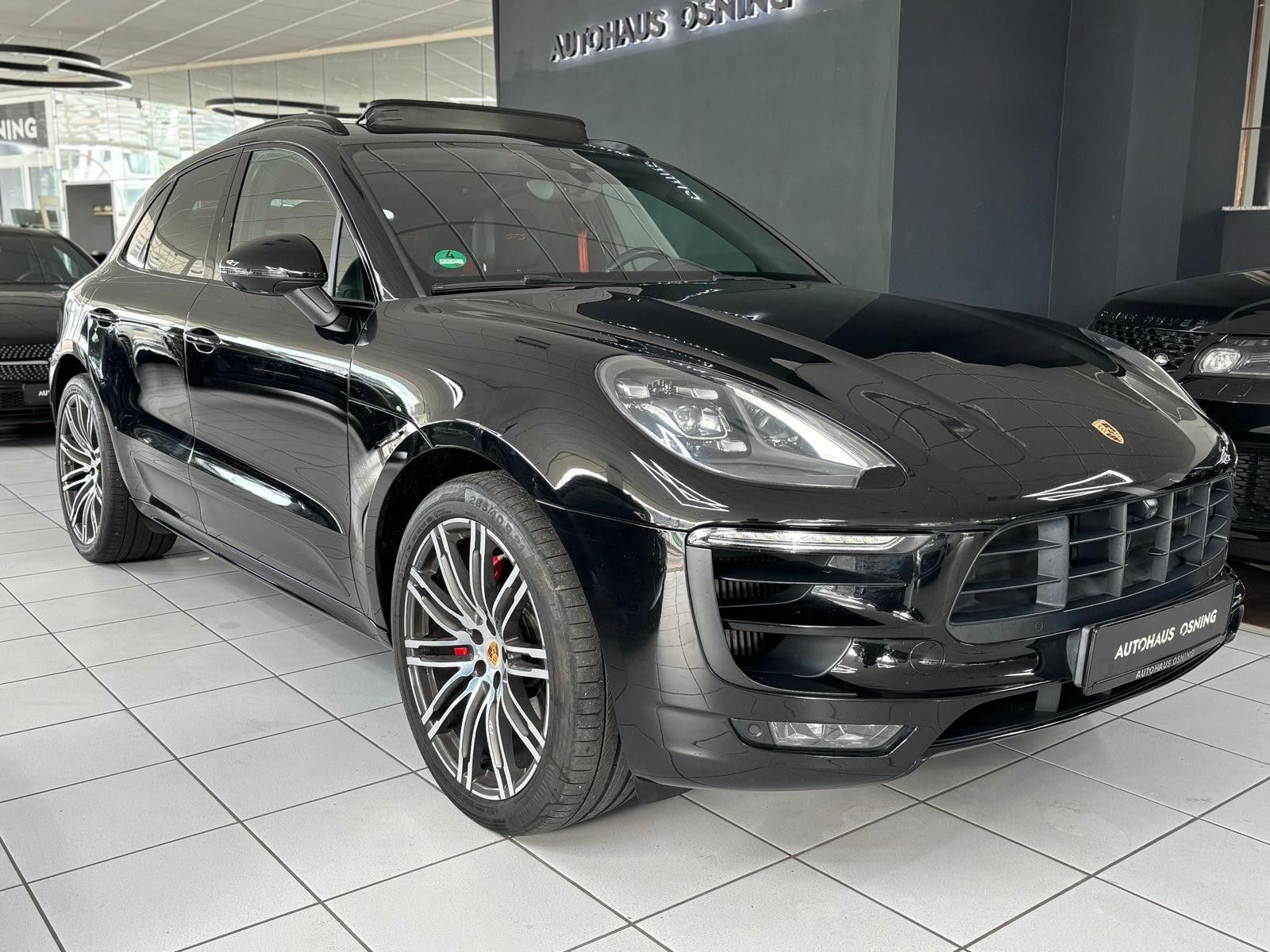 PORSCHE Macan GTS PANO 360°KAM AHK ACC BOSE 18WEGE