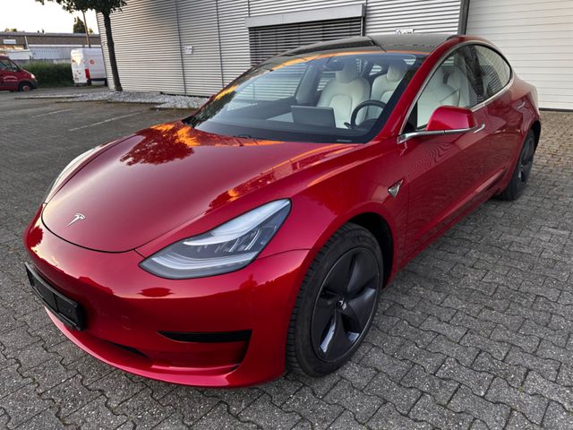 Tesla Model 3 Standard Range Plus RWD