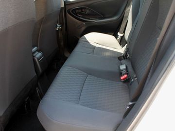 Toyota Yaris - 9