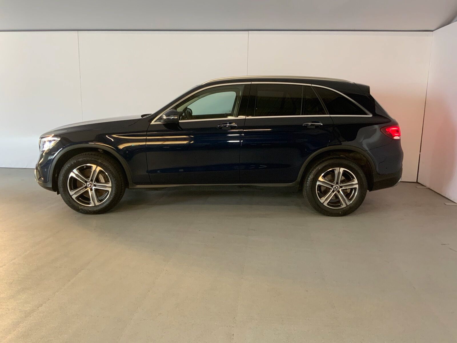Mercedes-Benz GLC 300 de 4MATIC imagem 3