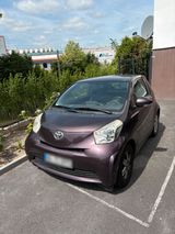 Toyota IQ mit TÜV - Toyota IQ: Privatanbieter