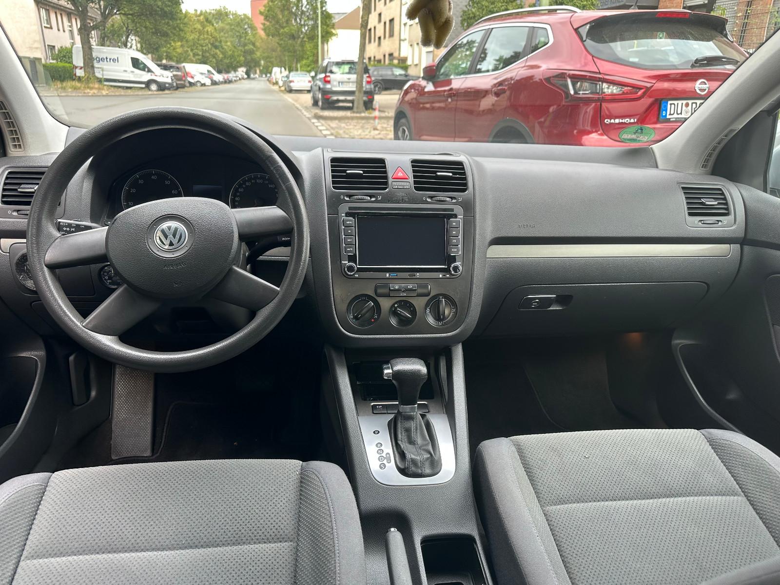 Volkswagen Golf V Lim. Comfortline 1.6*AUTOMATIK*NAVI*TÜV N