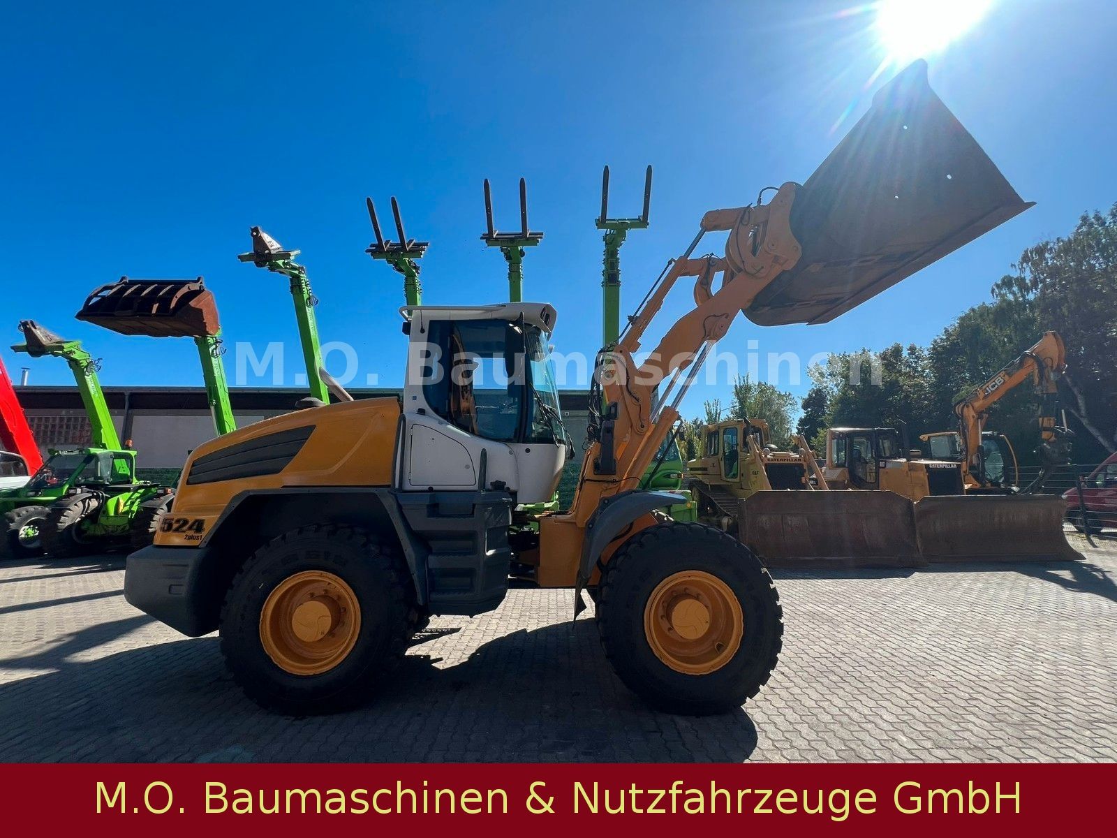 Fahrzeugabbildung Liebherr L524 /SW / AC/ Hochkippschaufel/Neue Reifen !