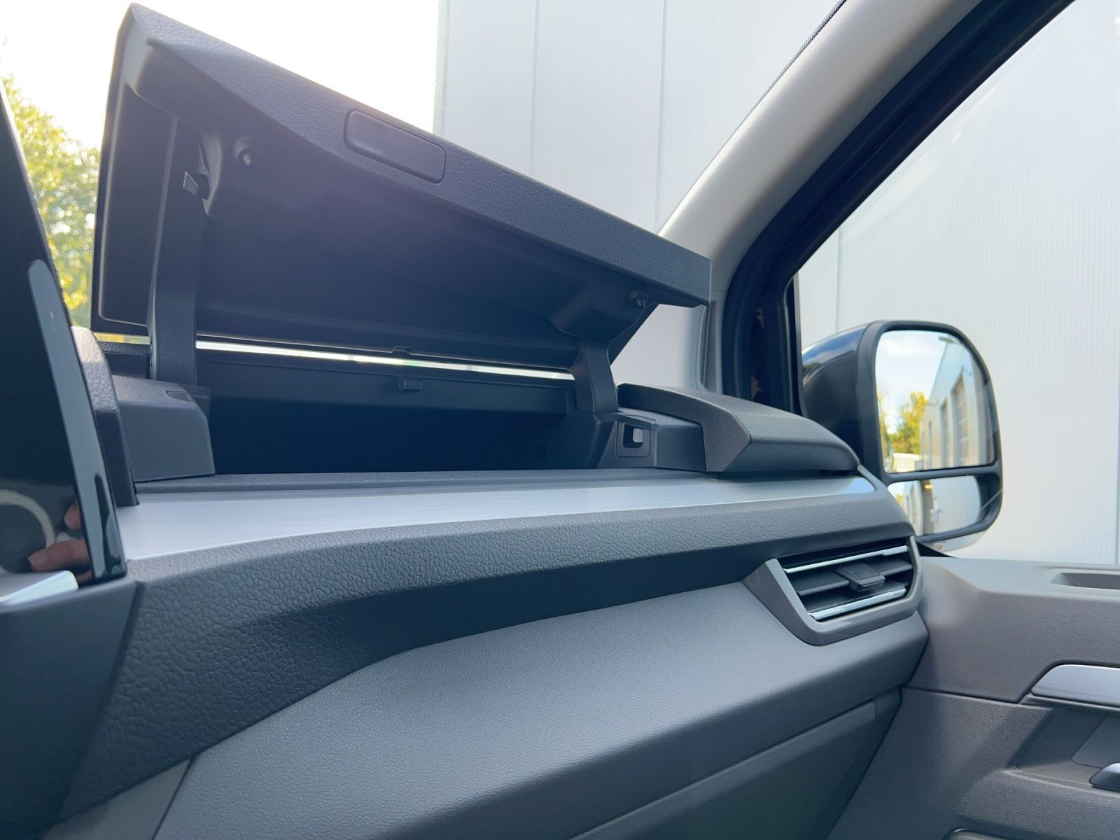 T7 Caravelle Life 2.0 TDI LR AHK*SHZ*App-Connect