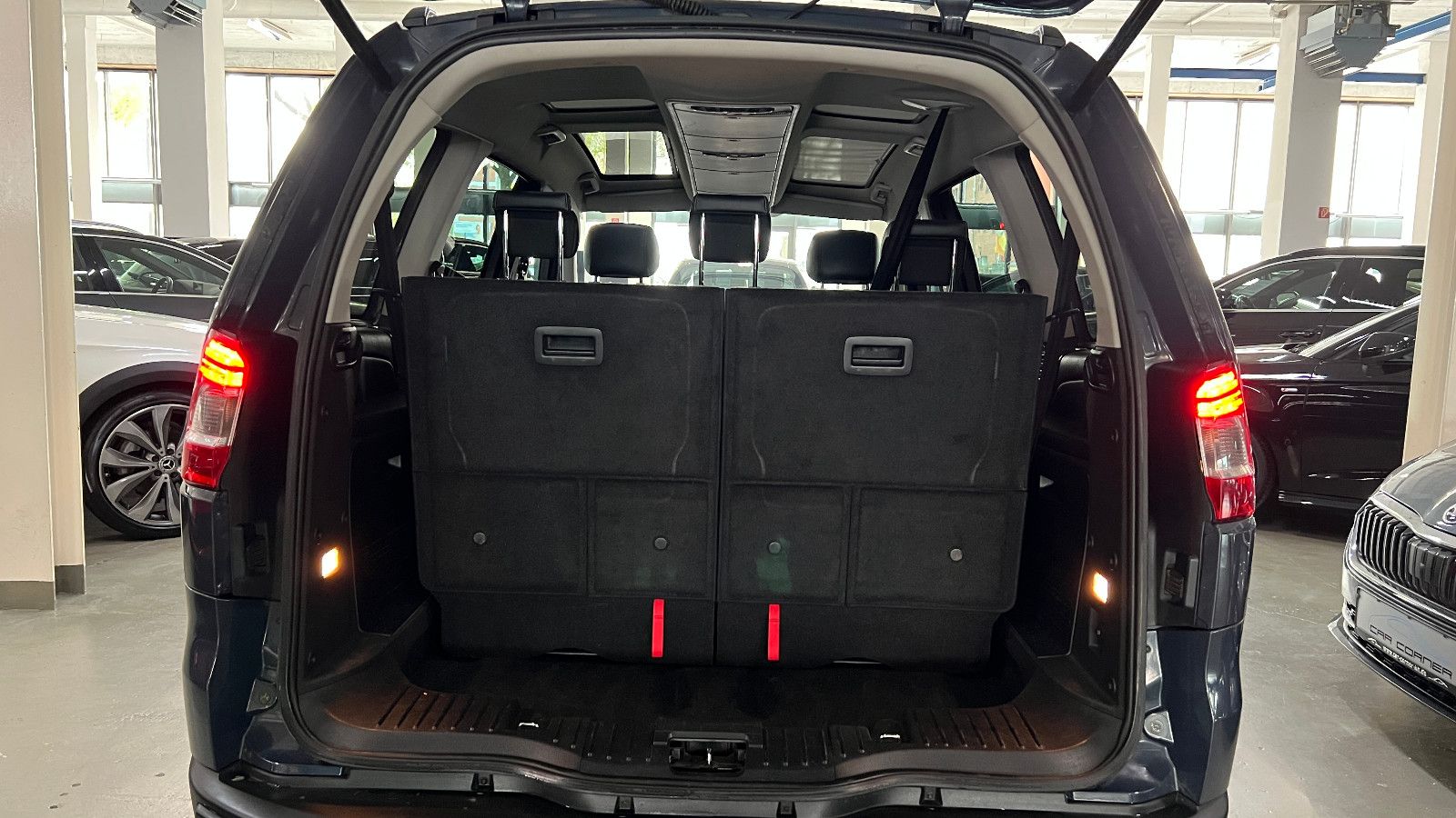 Fahrzeugabbildung Ford Galaxy 7-SITZER AUT. TITANIUM SPORT PANO MEMORY