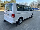 Volkswagen T5 Caravelle 2.0TDI DSG Comfort 4Motion*8Sitze - Volkswagen T5 mit Diesel-Antrieb: Allradantrieb, Kleinbus