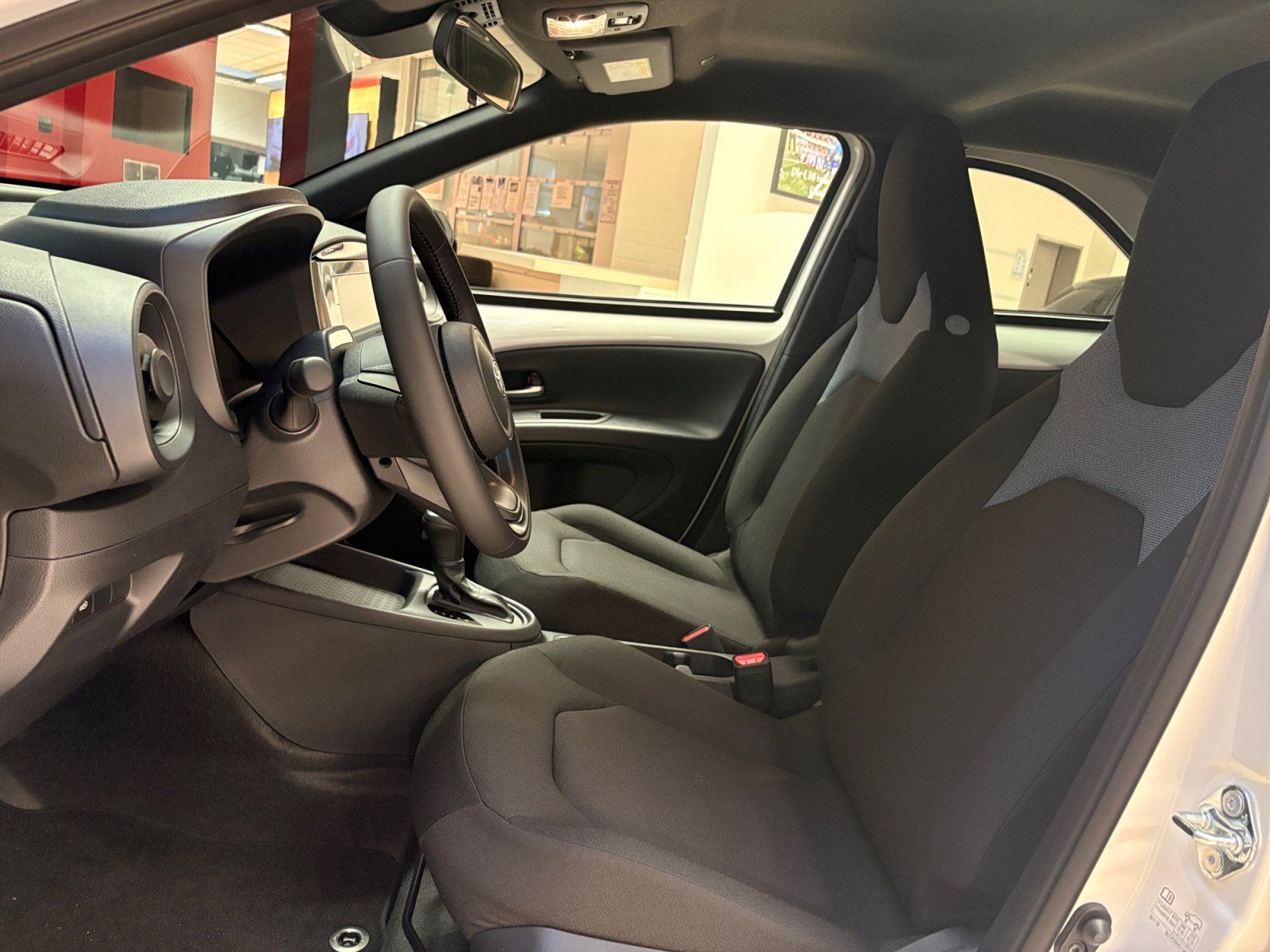 Toyota Aygo (X) - Bild 10