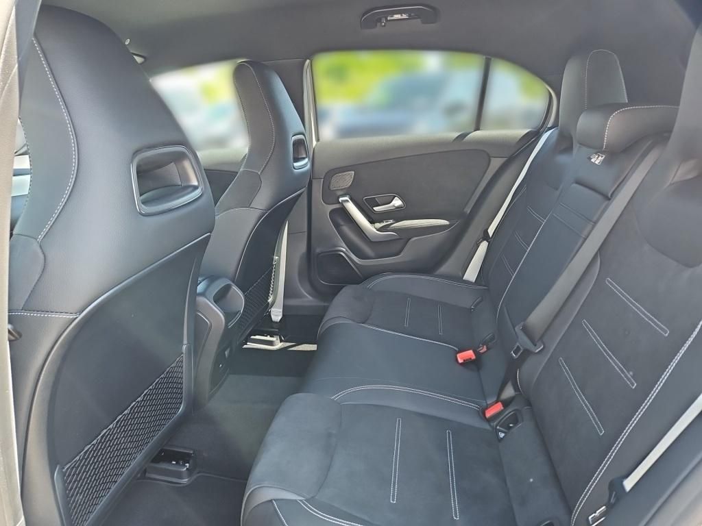 Fahrzeugabbildung Mercedes-Benz A 250 e ++SPECIAL-EDITION+AMG+MULTI+AHK+SOUND++