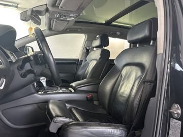 Audi Q7 - 10