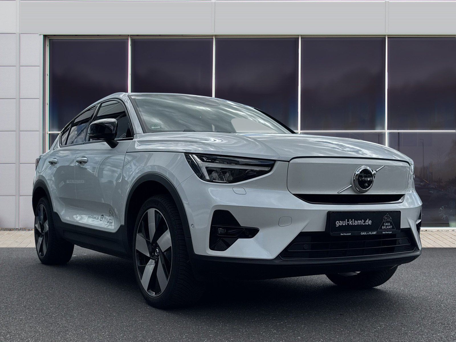 Fahrzeugabbildung Volvo C40  Ultimate Recharge Pure Electric #AWD