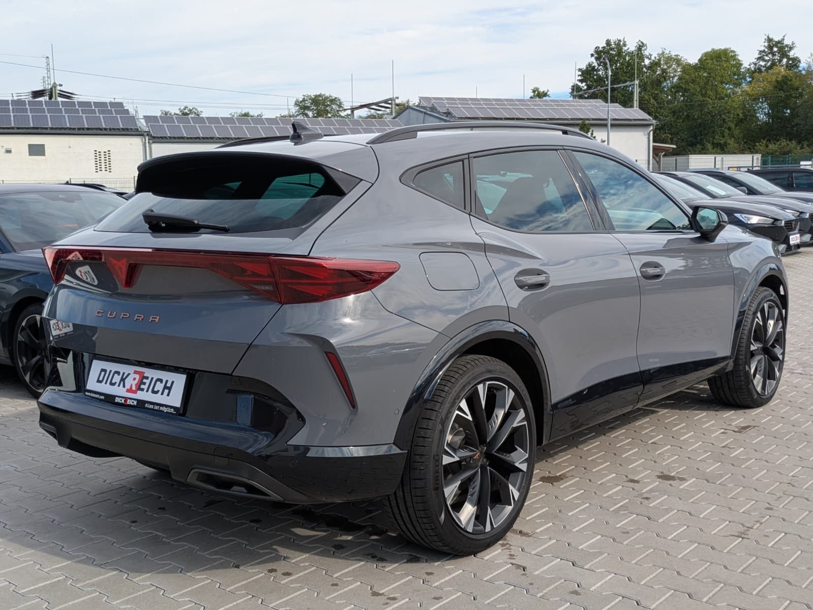 Vehicle image CUPRA Formentor 1.5 eTSI PANO*MATRIX*SENNH.*DINAM*360°