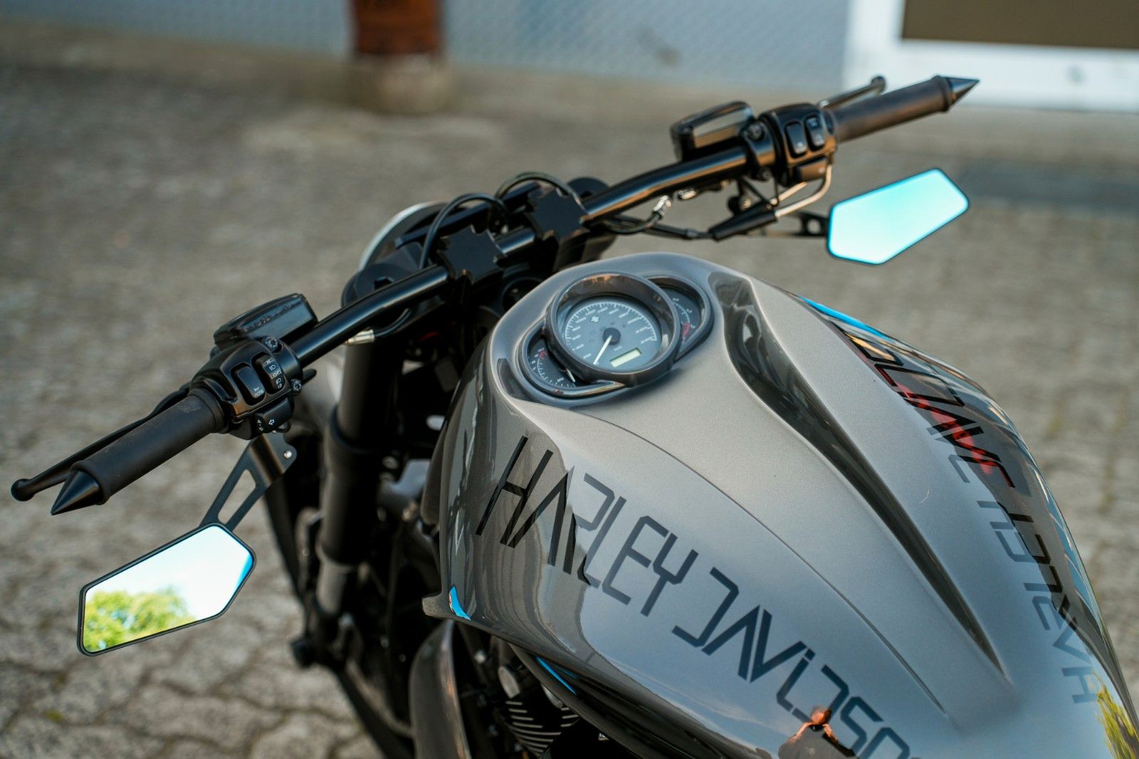 Fahrzeugabbildung Harley-Davidson VRSCDX Night Rod Special - BBC - 280er - Airride