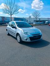 Renault Clio III 1. 5 dci Tüv 05.27  Ahk W... - Renault Clio mit Diesel-Antrieb: Iii