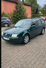Volkswagen VW Bora Variant 2,0 AQY Automatik 174000km - Volkswagen Bora mit Benzin-Antrieb: Automatik