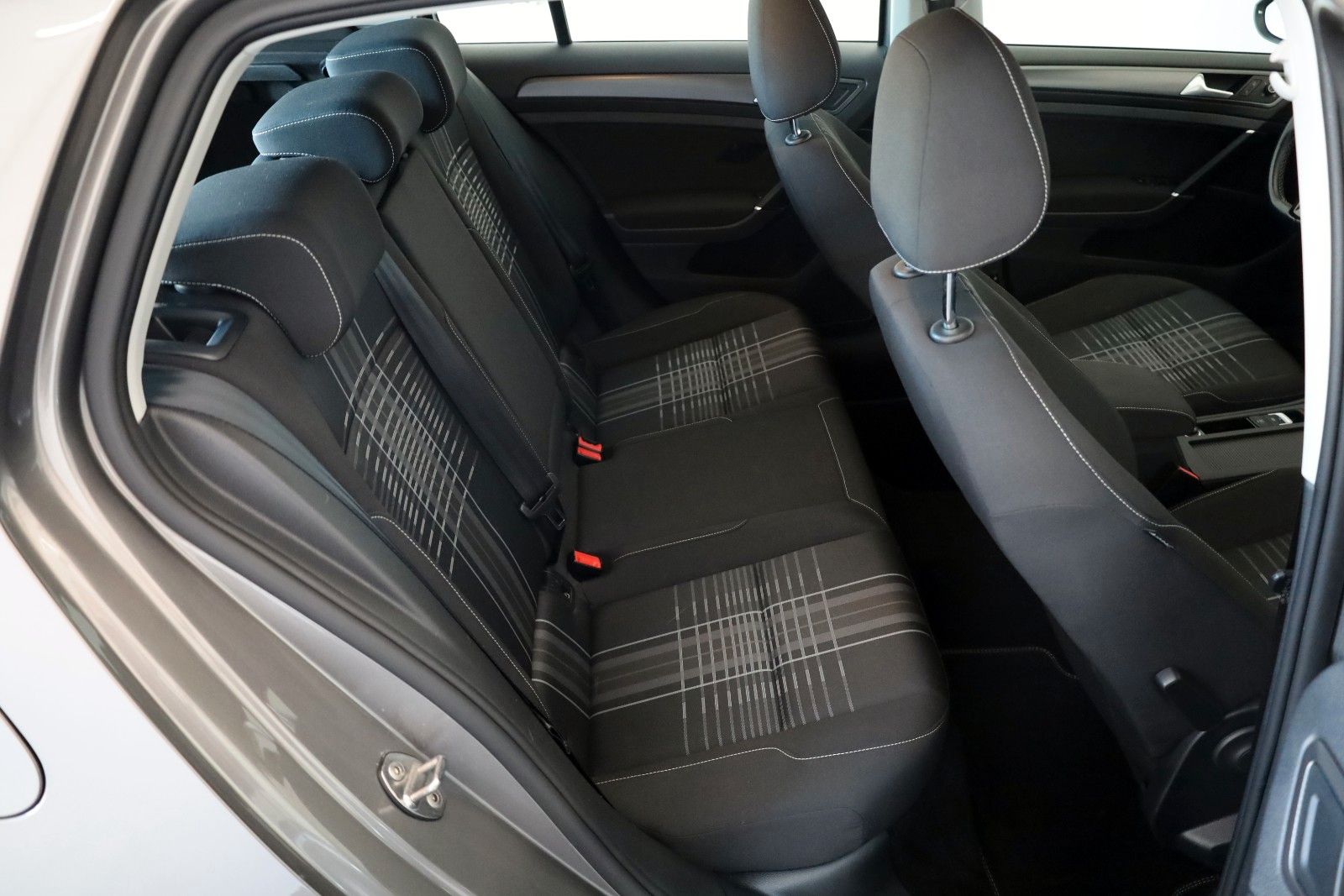 Fahrzeugabbildung Volkswagen Golf VII Lounge BMT,DSG,Park Assist, Allwetter