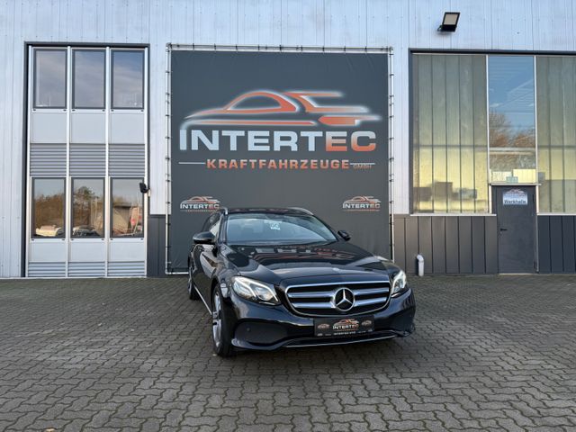 Mercedes-Benz E 220 T AVANTGARDE*NAVI*LED*SD*APPLE CAR*AHK*PDC