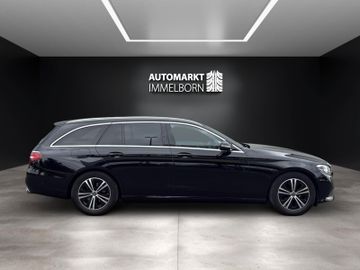 Mercedes E 220 - 11