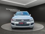 Volkswagen Touareg V6 TDI BMT+Leder+Alu+AHK+ - Volkswagen Touareg aus 2012: TDI