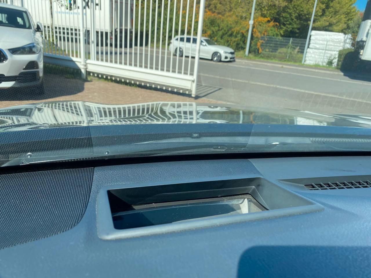 Toyota Camry Hybrid Executive Scheckheft 1.Hand