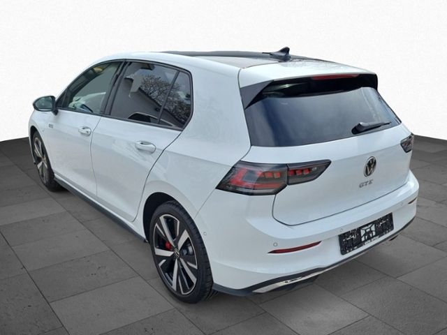 Fahrzeugabbildung Volkswagen Golf VIII 1.5 eHybrid GTE IQ.LIGHT AHK NAVI KEYL
