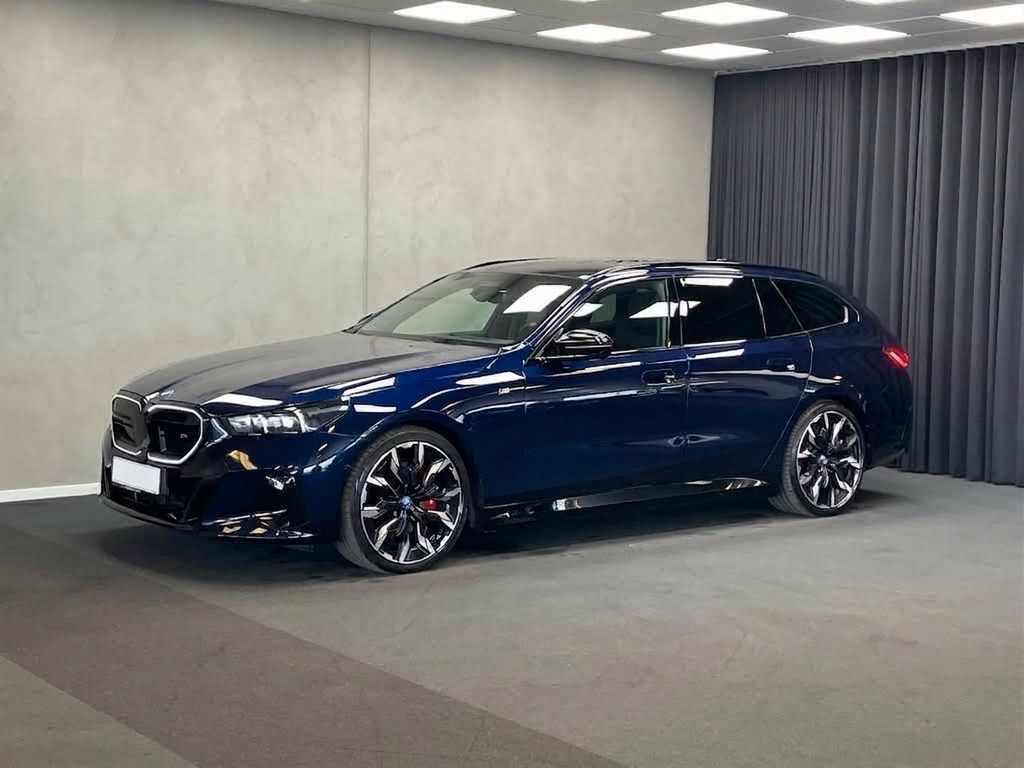 Image of BMW i5