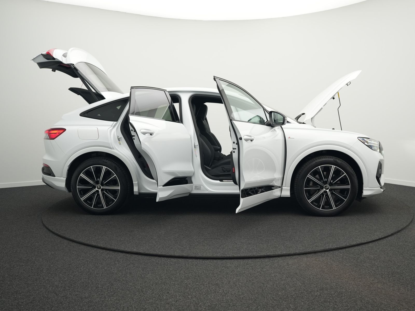 Audi Q4 e-tron - Bild 40